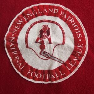 New ENGLAND Patriots Pendleton Red Wool Blanket With Old School Logo
